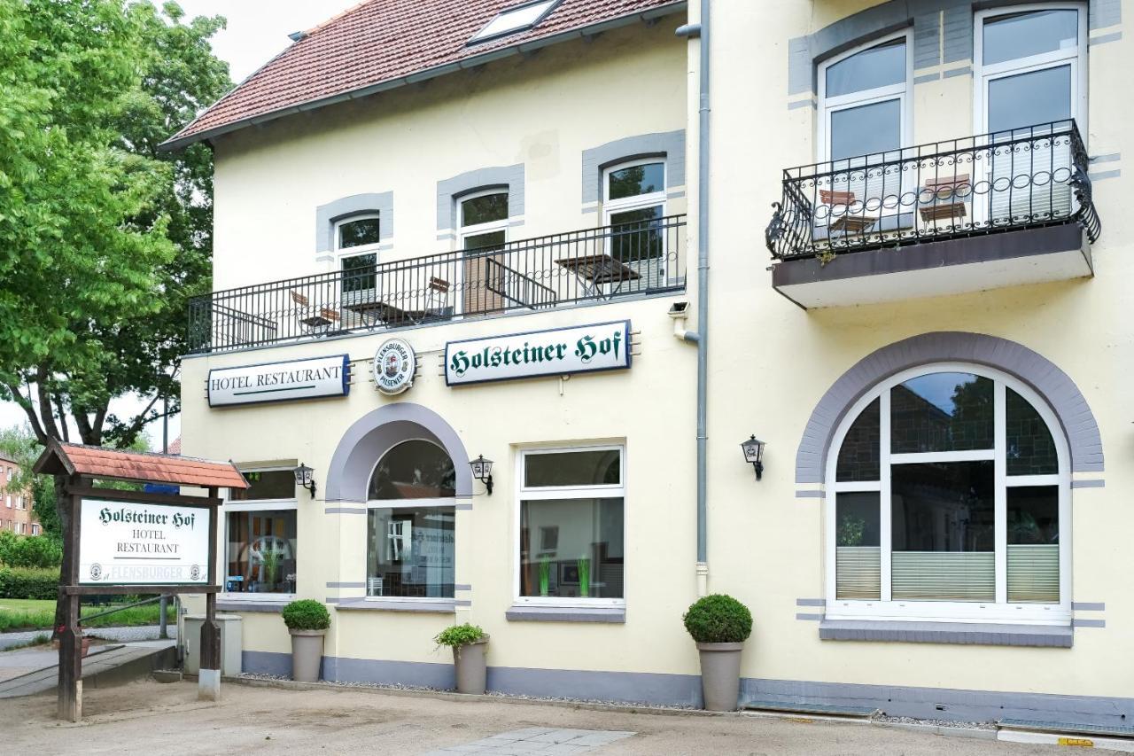 Hotel-Restaurant Holsteiner Hof Гистхахт Екстериор снимка
