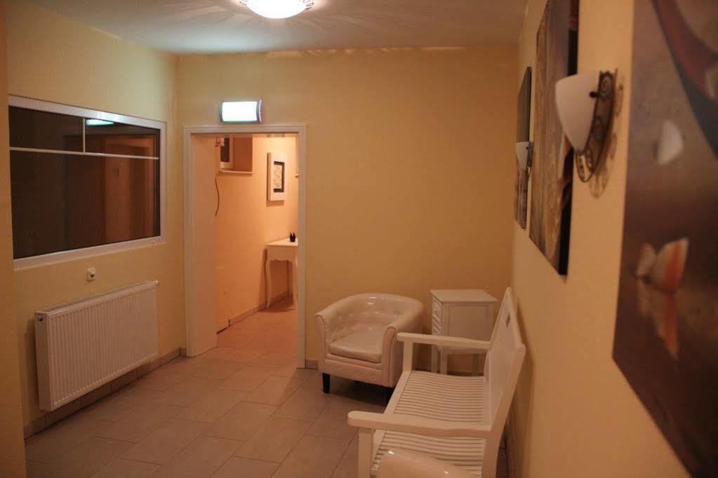 Hotel-Restaurant Holsteiner Hof Гистхахт Екстериор снимка